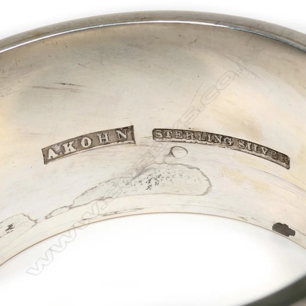 Adolph Kohn (Auckland) silver napkin ring, Image 1++